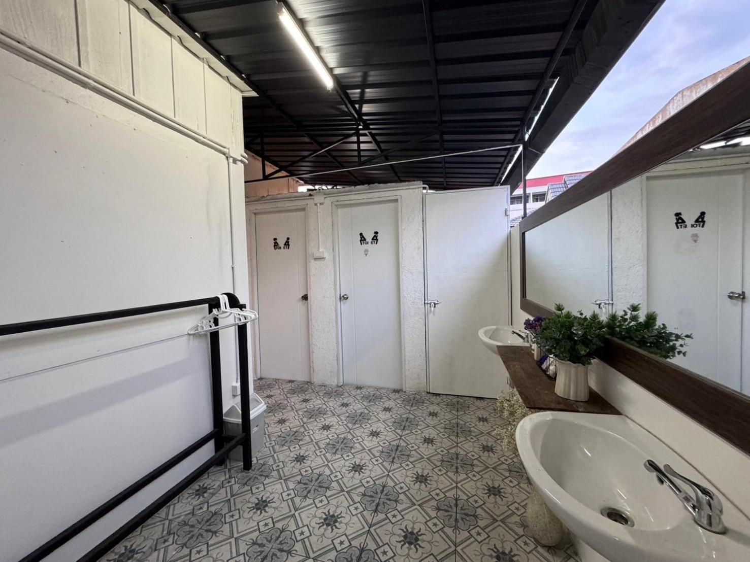 צ'יאנג מאי Chiza Hostel Chiangmai מראה חיצוני תמונה