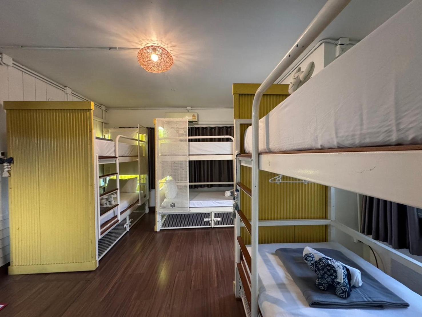 צ'יאנג מאי Chiza Hostel Chiangmai מראה חיצוני תמונה