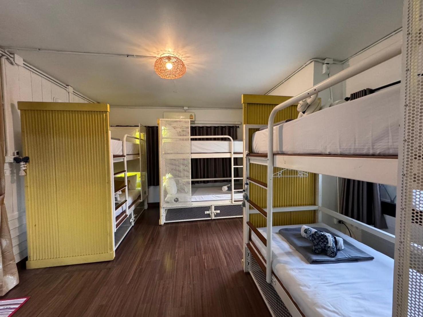צ'יאנג מאי Chiza Hostel Chiangmai מראה חיצוני תמונה
